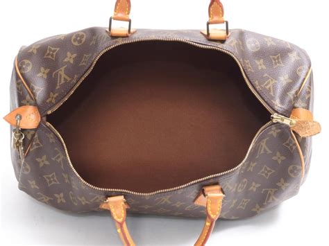 louis vuitton newbury street boston|louis vuitton saks boston.